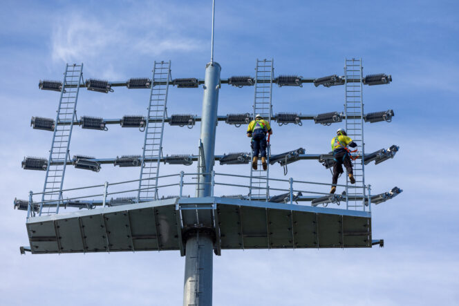 _DR_9933-HBF-INSIGHT ELECTRICAL-COMMOTION MEDIA